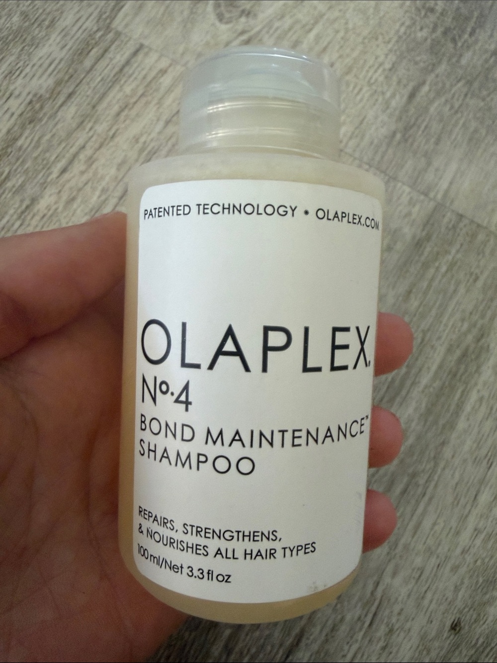 OLAPLEX No.4 Bond Maintenance Shampoo - sealed